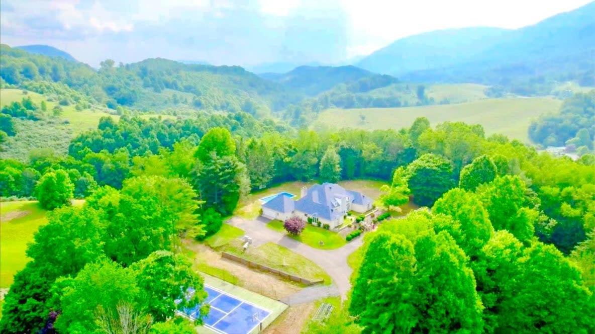 Gated Mansion - Basketball Court Movie Theater Views Villa Big Stone Gap Bagian luar foto