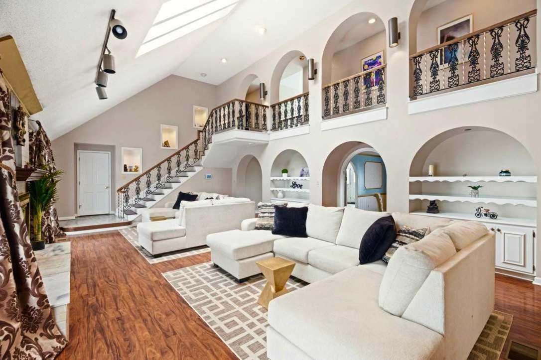 Gated Mansion - Basketball Court Movie Theater Views Villa Big Stone Gap Bagian luar foto